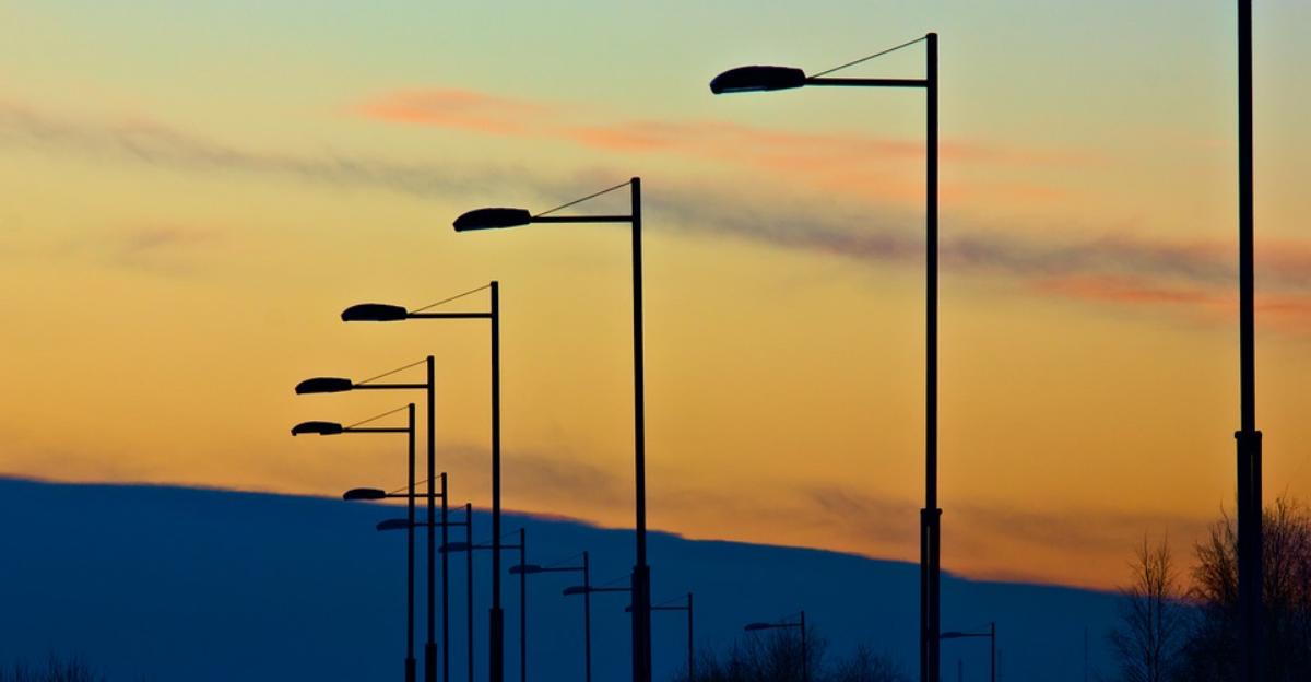 Bulgaria&rsquo;s municipalities call for help as soaring bills lead to more street lighting cutbacks
