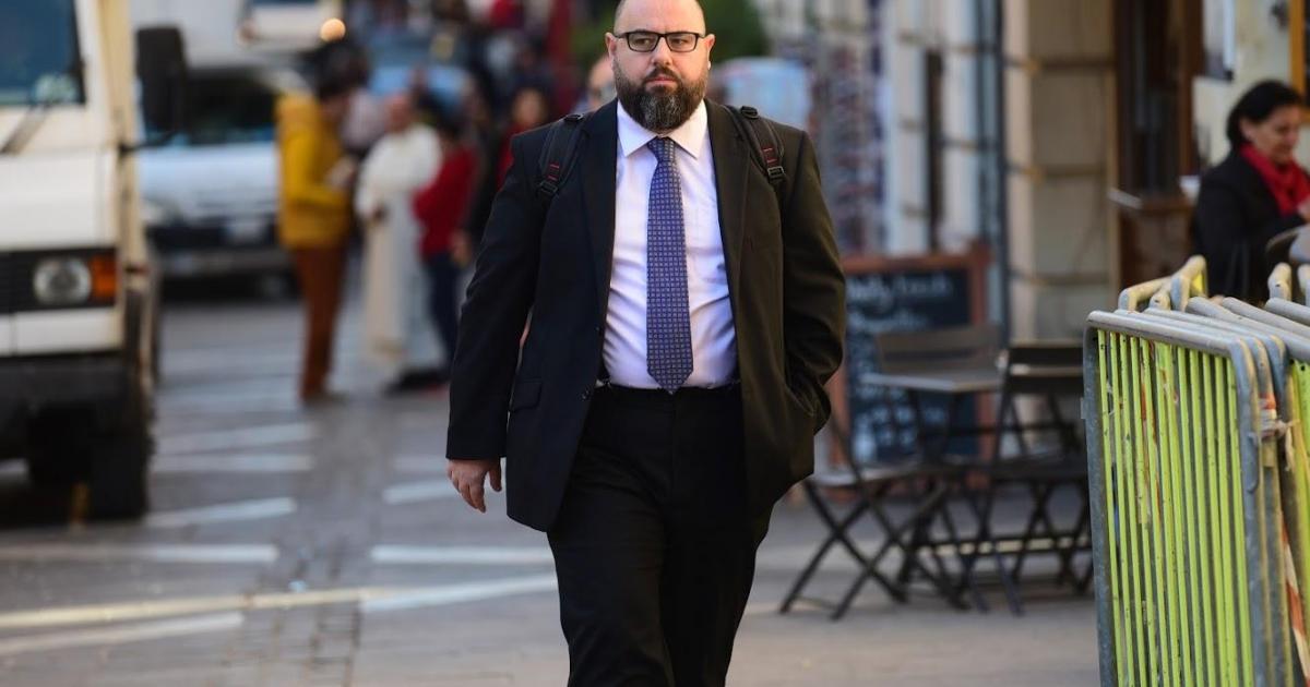 Satabank owner sues Manuel Delia in Bulgaria