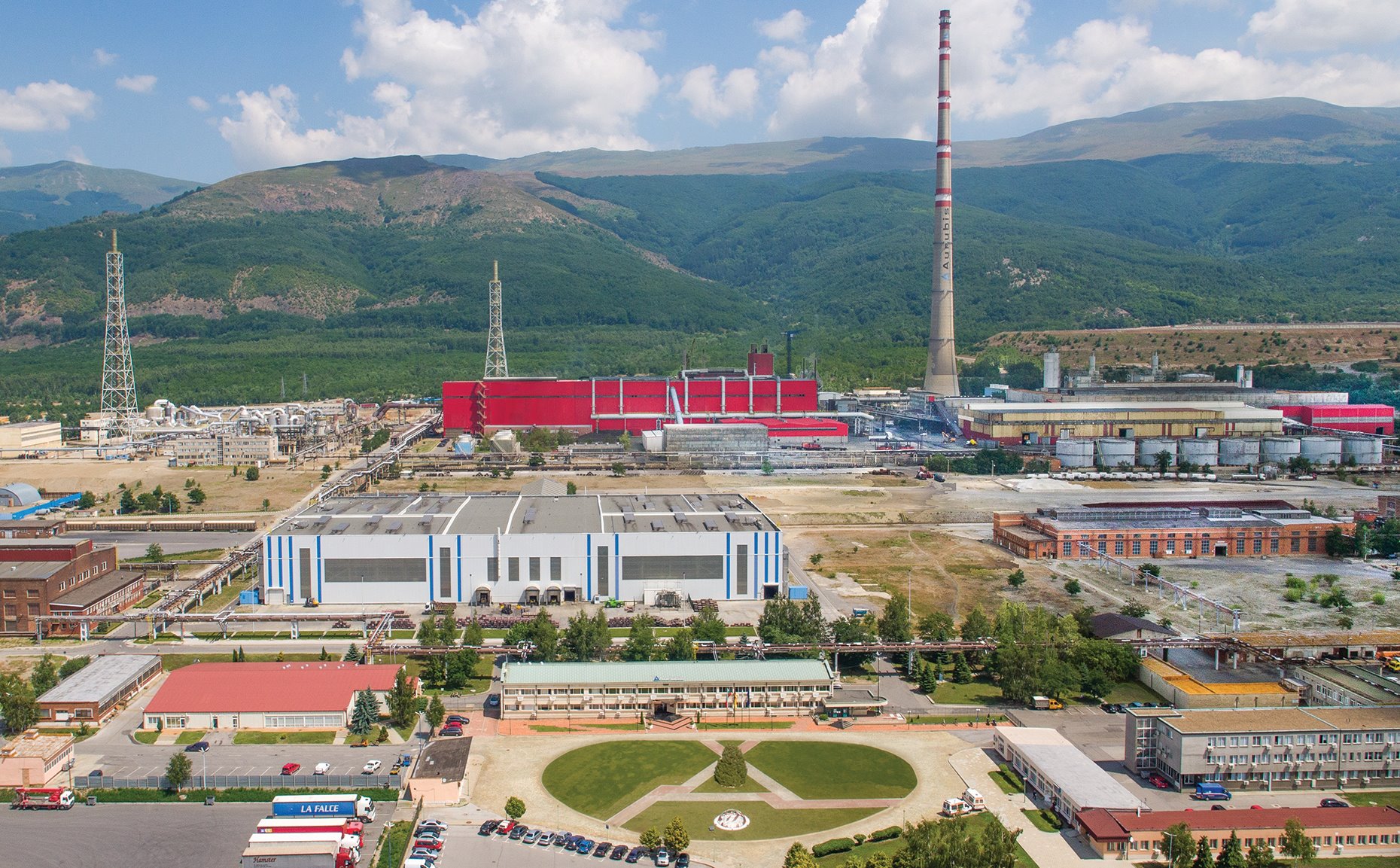 Aurubis to invest 20 mln euro to expand solar park at Bulgarian site